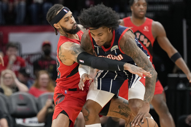 猛龙碾压希腊男篮，波特关键制胜的简单介绍