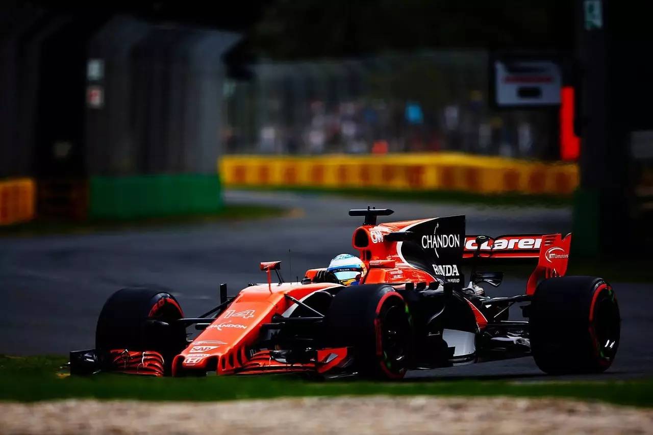 威廉姆斯完胜迈凯伦，阿隆索刷新纪录